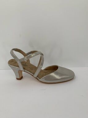 Ros Hommerson Caliente strappy pumps shoe heel silver glitter metallic women 6